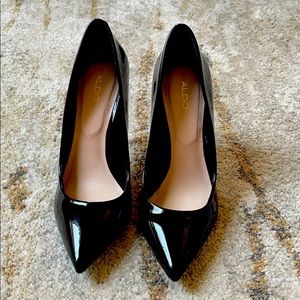 ALDO Patent Pumps